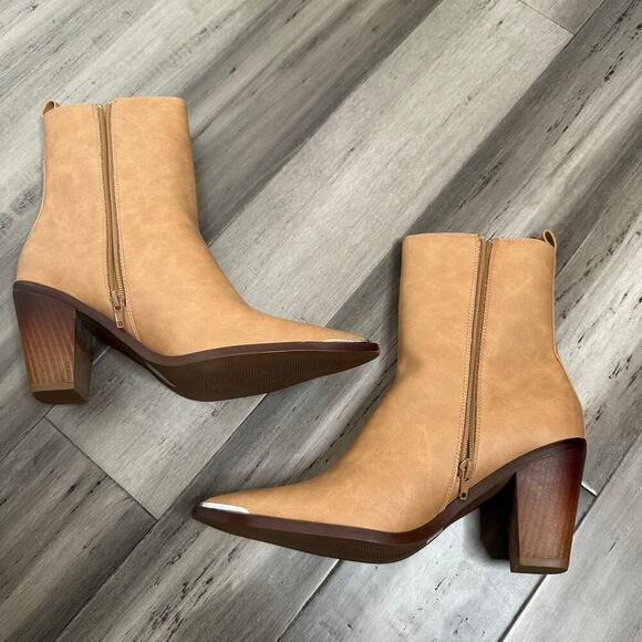 NEW Dolce Vita Adams Western Tan Boots Women's Tan Size 11 - Picture 4 of 9